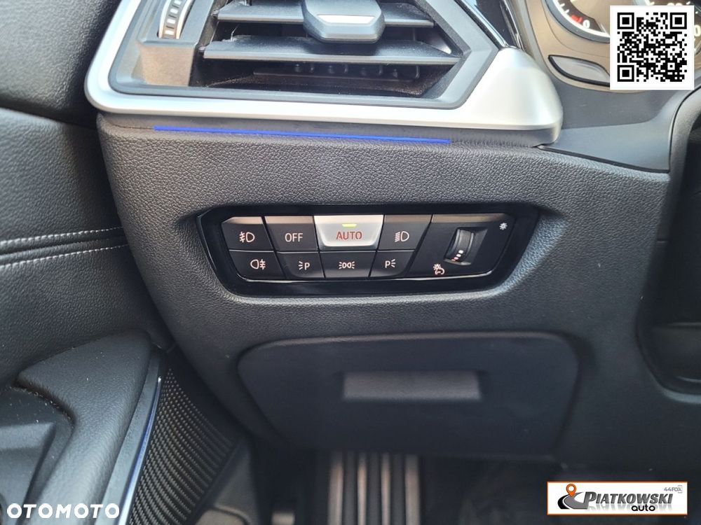BMW Seria 3 320i - 36