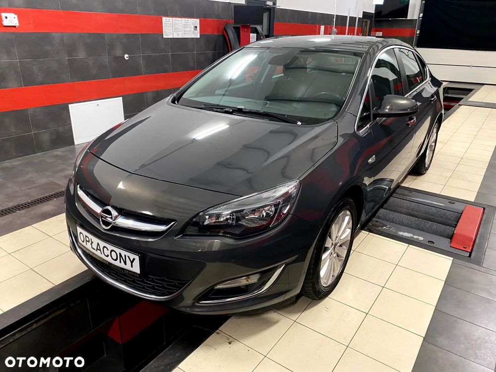 Opel Astra 1.4 Turbo Innovation - 2