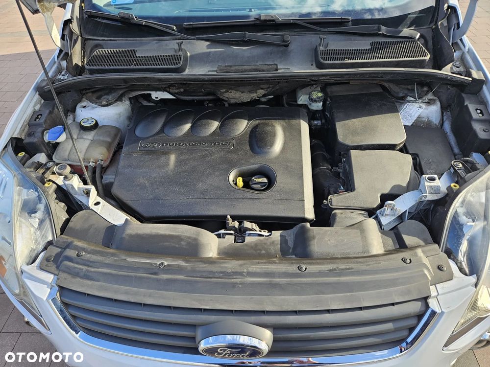Ford Kuga 2.0 TDCi Titanium - 9