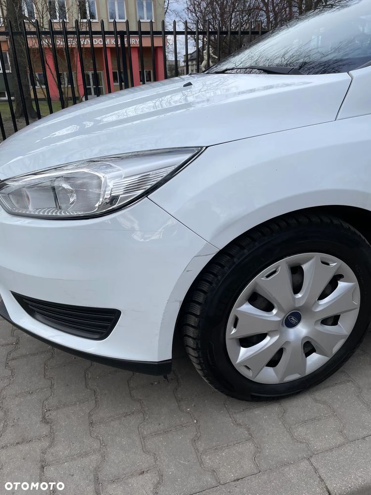 Ford Focus 1.6 Trend - 6