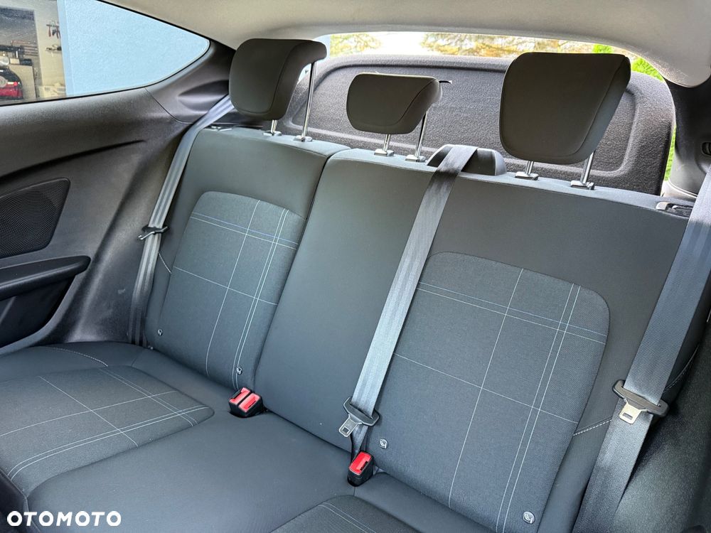 Ford Fiesta 1.1 S&S TITANIUM - 9