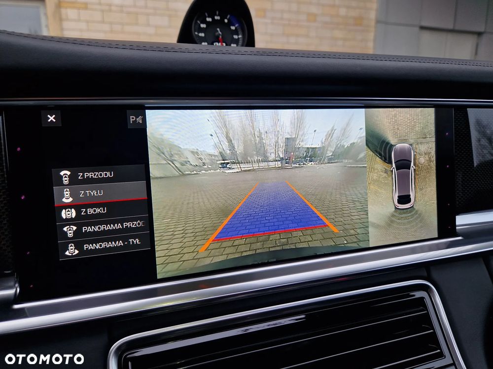 Porsche Panamera 4 - 37