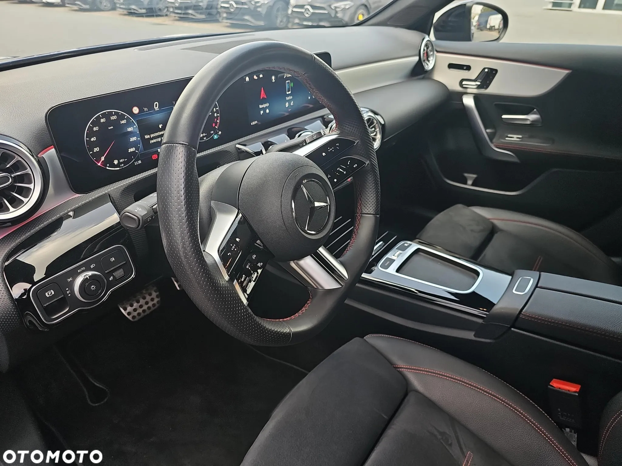 Mercedes-Benz Klasa A 250 e PHEV AMG Line 8G-DCT - 17