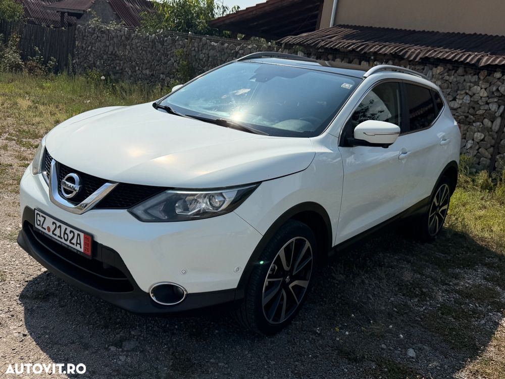 Nissan Qashqai 1.6 DCI 4 x 4 DPF Start/Stop tekna - 1