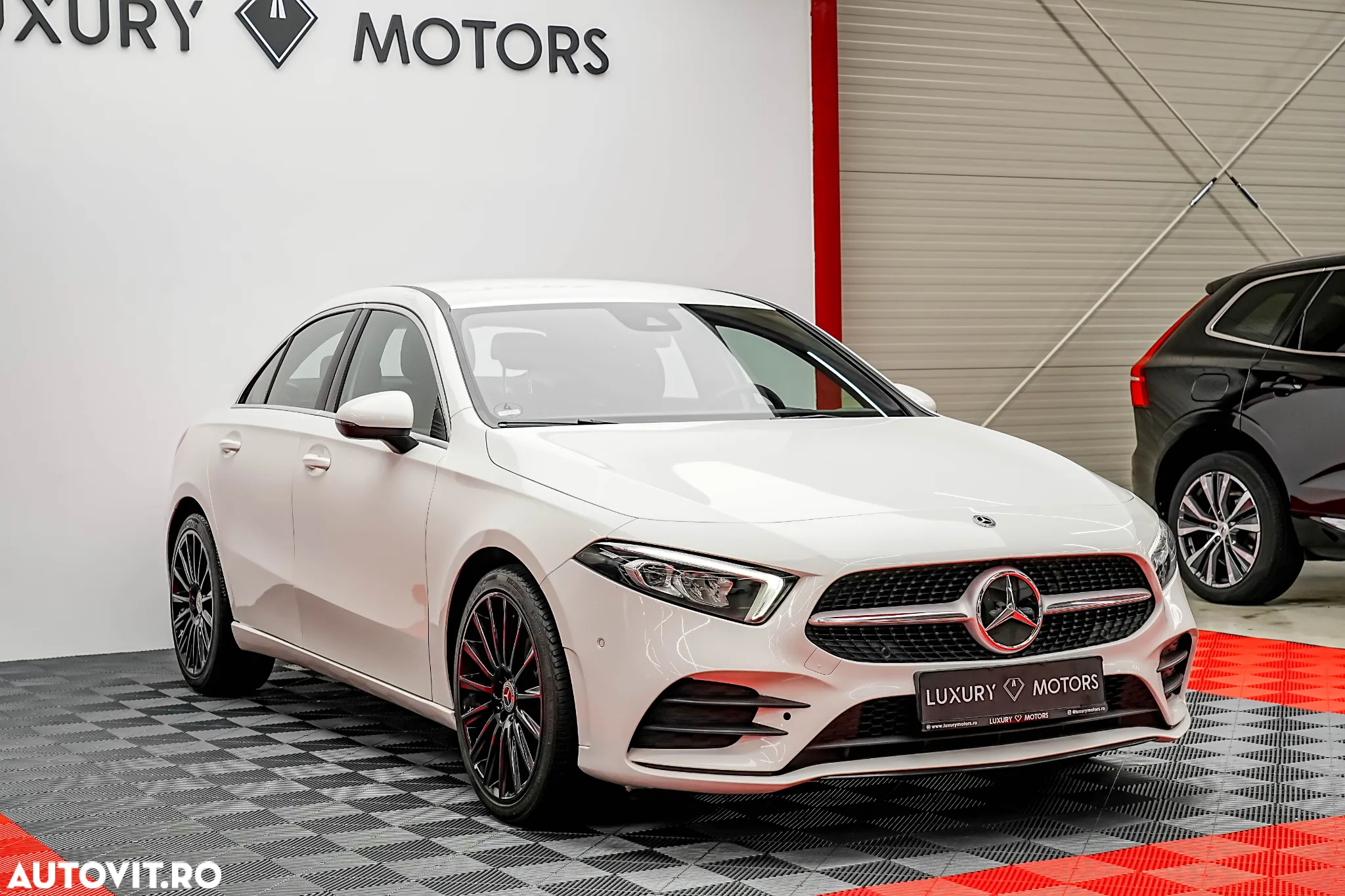 Mercedes-Benz A 180 d 7G-DCT AMG Line - 5