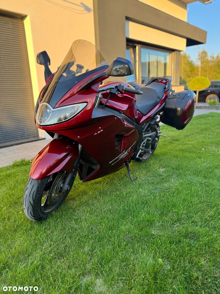 Triumph Sprint - 7