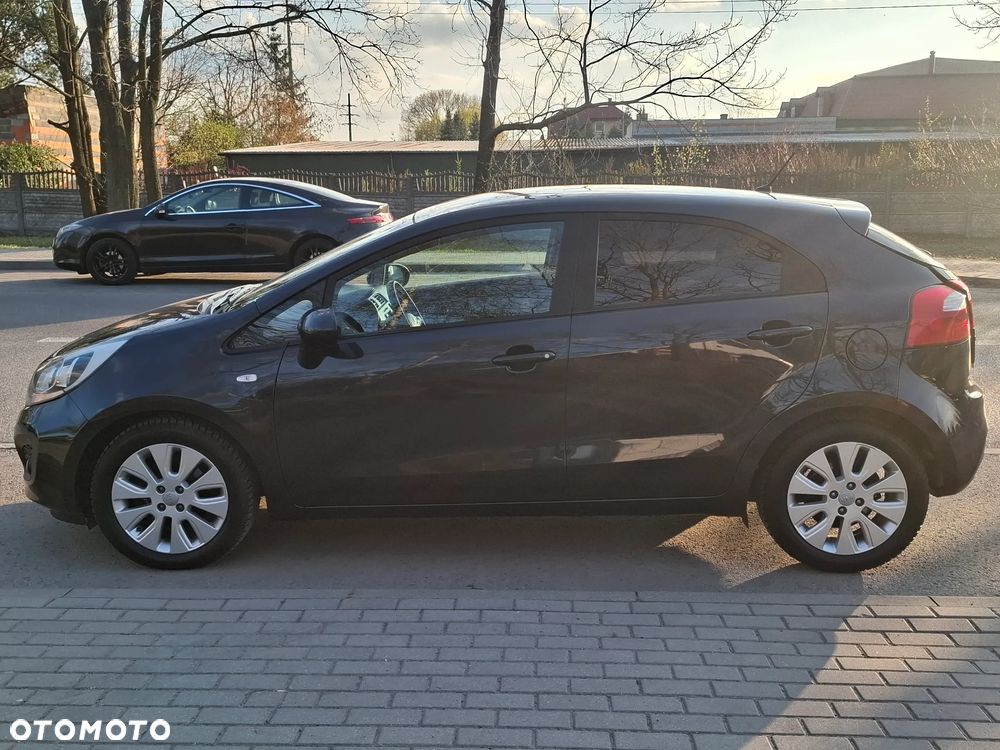 Kia Rio 1.2 Dream-Team Edition - 4