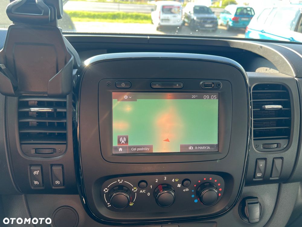 Opel Vivaro - 31