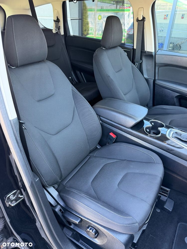 Ford S-Max 2.0 EcoBoost Titanium - 17