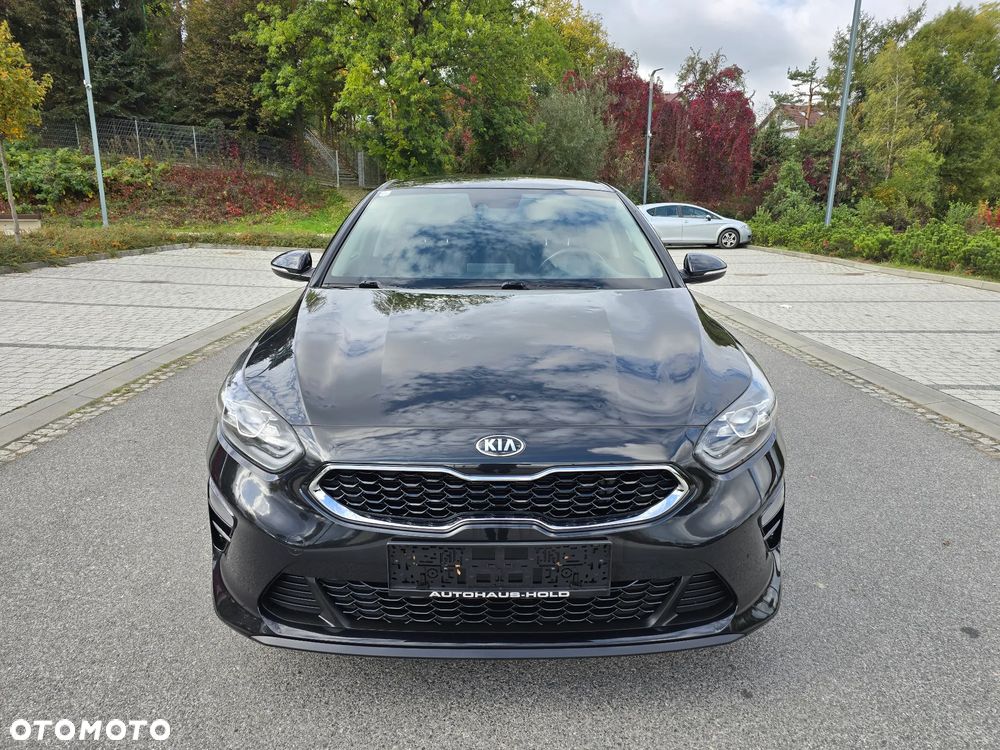 Kia Ceed - 23