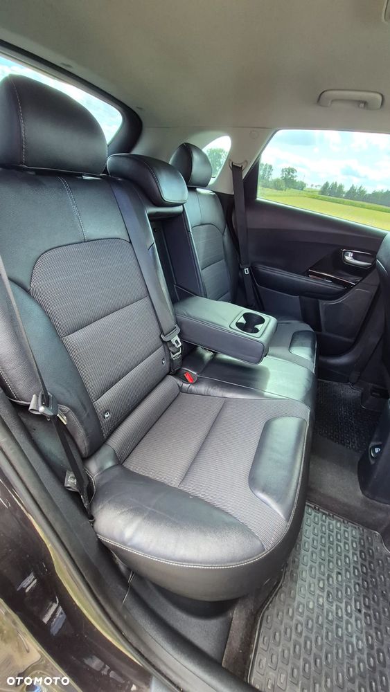 Kia Niro 1.6 GDI Hybrid M - 24