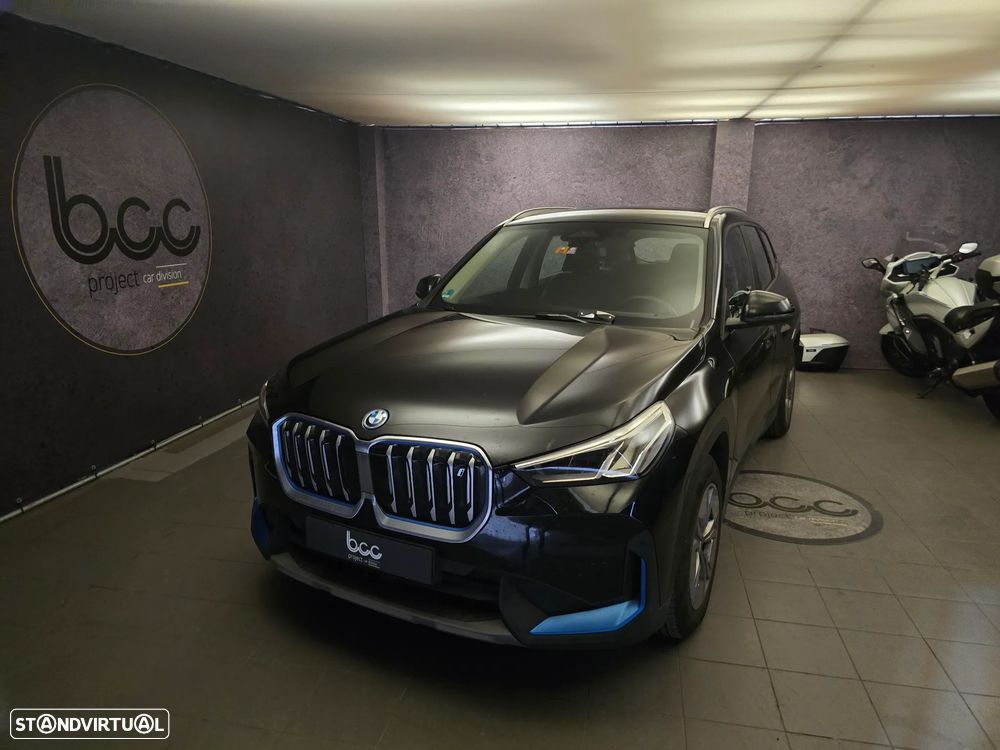 BMW iX1 xDrive30 - 1