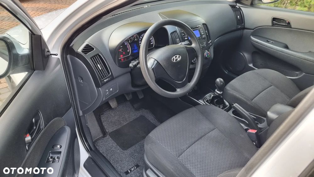 Hyundai i30 i30cw 1.4 blue Comfort - 8