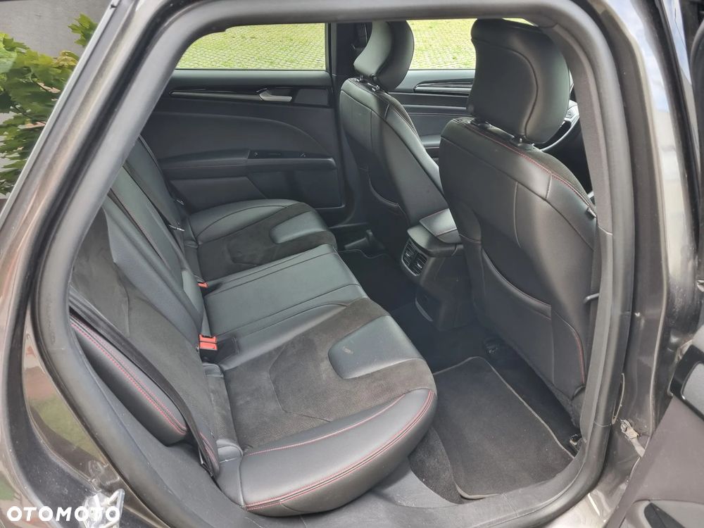 Ford Mondeo SW 2.0 Ti-VCT ST-Line - 15