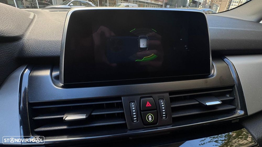 BMW 225xe Active Tourer Advantage - 19