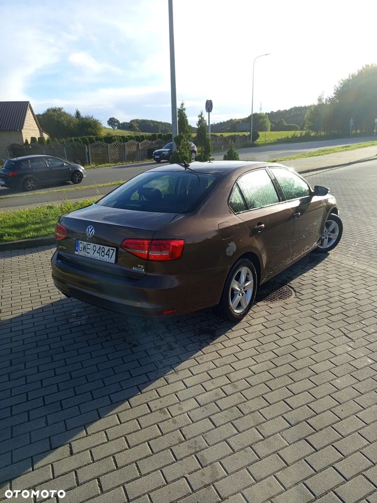 Volkswagen Jetta - 18