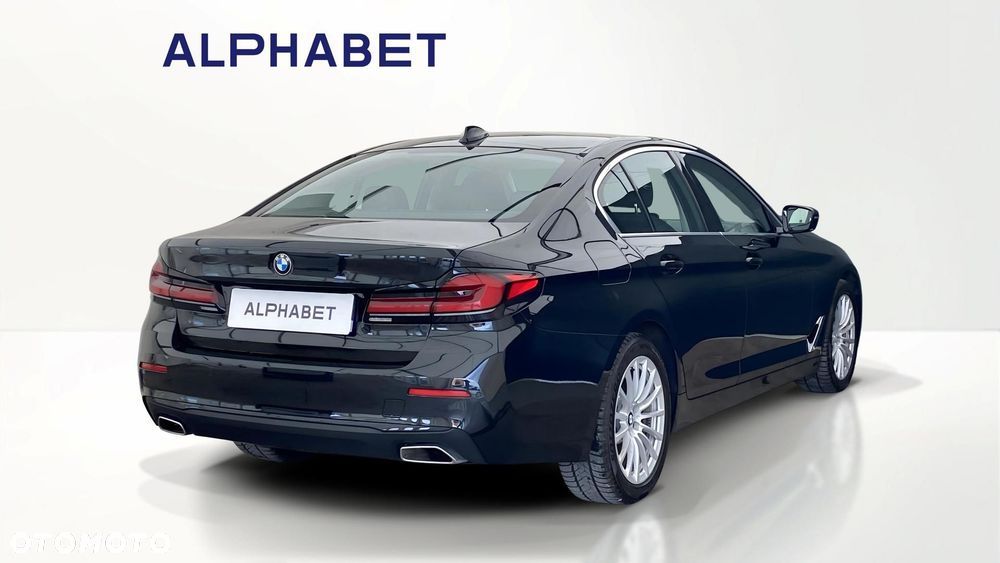 BMW Seria 5 520d xDrive MHEV - 5
