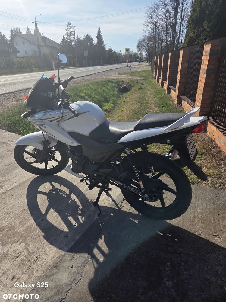 Honda CBF - 2