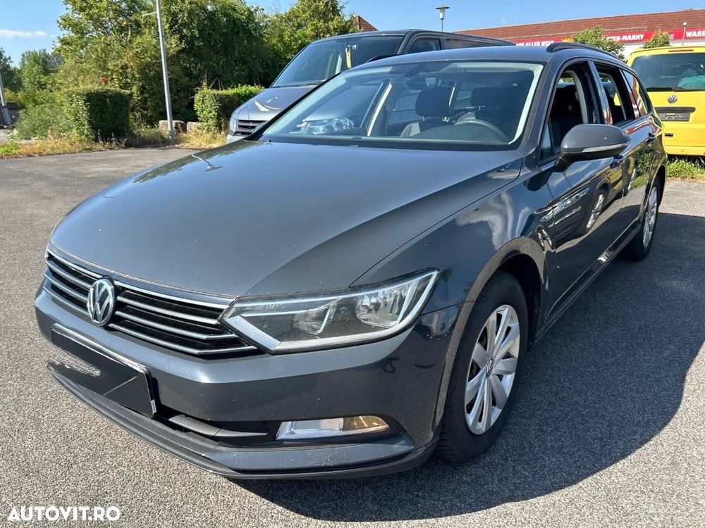 Volkswagen Passat - 2