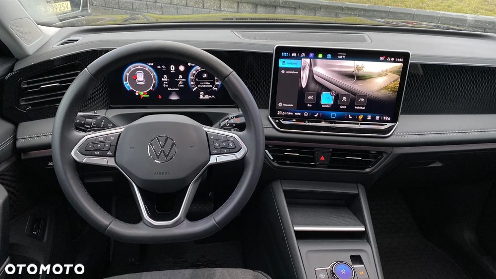 Volkswagen Tiguan - 24