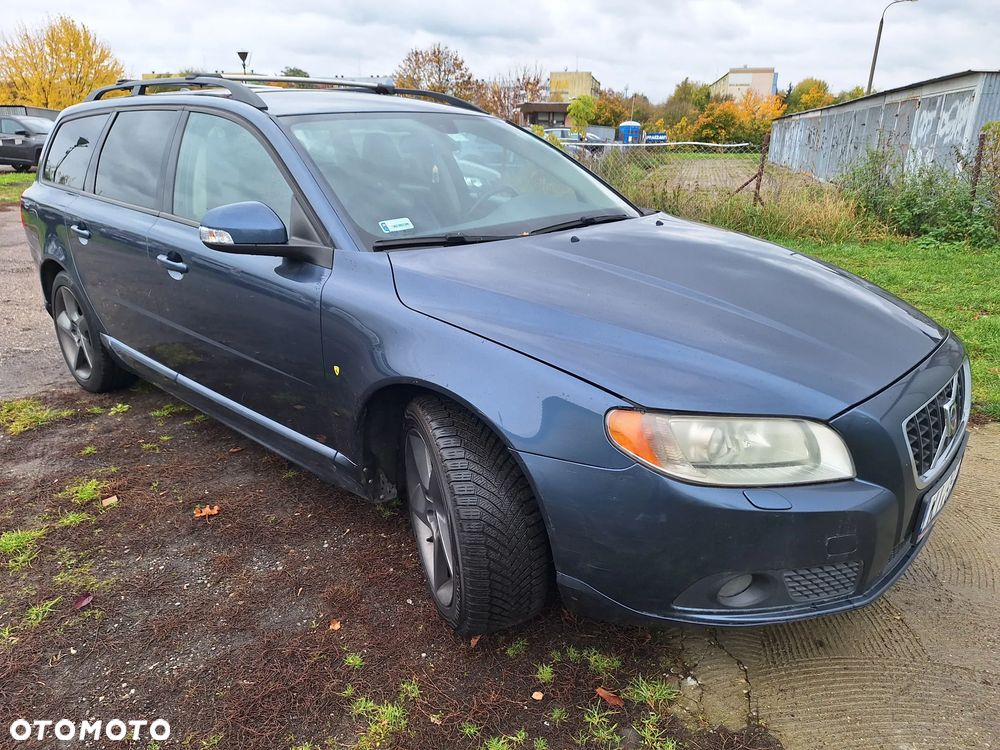 Volvo V70 D4 AWD Summum - 4