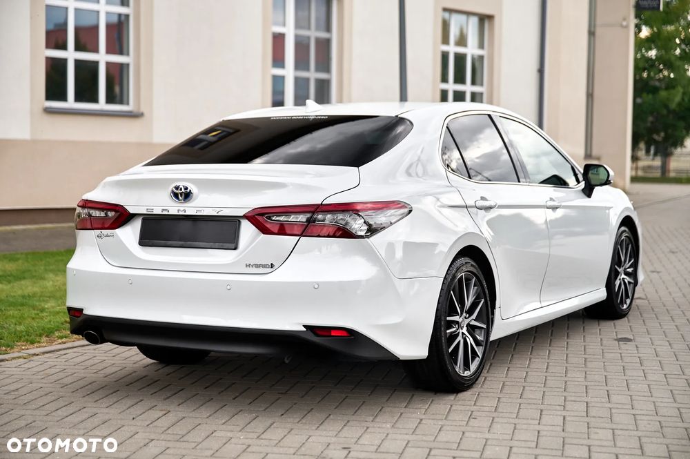 Toyota Camry 2.5 Hybrid Executive CVT - 13
