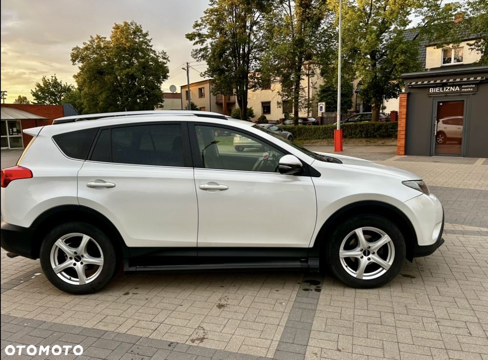 Toyota RAV4 2.0 D-4D Active - 5