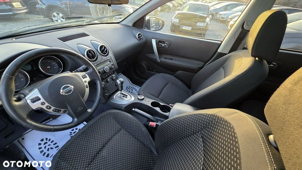 Nissan Qashqai+2 - 20