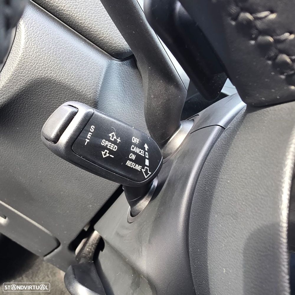 Audi Q3 2.0 TDI quattro S-line S-tronic - 24