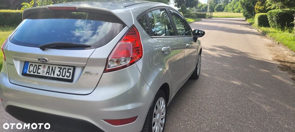 Ford Fiesta - 9