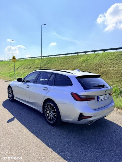 BMW Seria 3 320d xDrive - 6