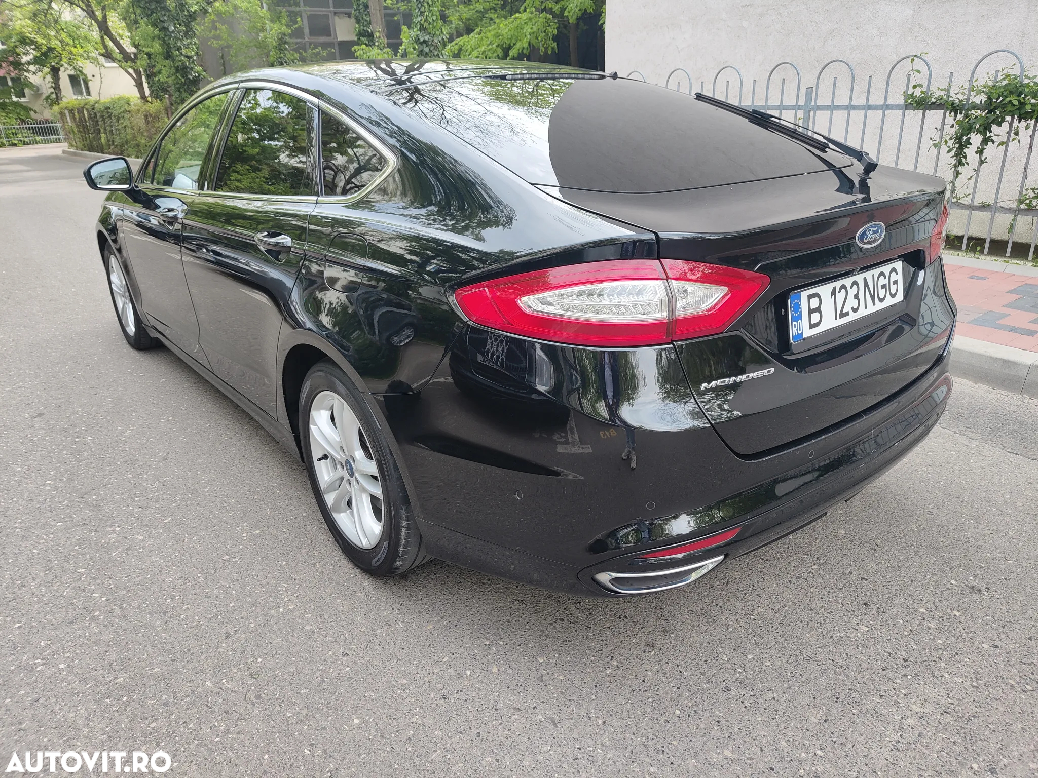Ford Mondeo 2.0 TDCi Start-Stopp PowerShift-Aut Titanium - 5