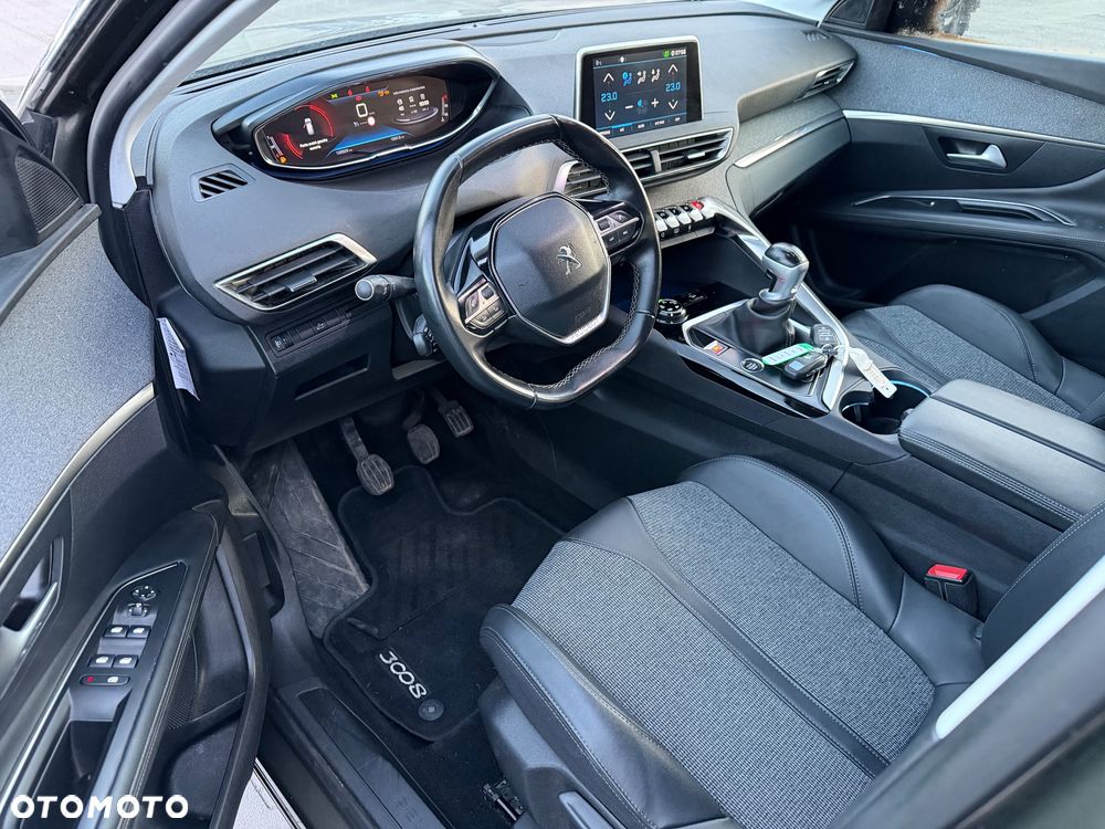 Peugeot 3008 BlueHDi 130 Stop & Start Allure Business-Paket - 16