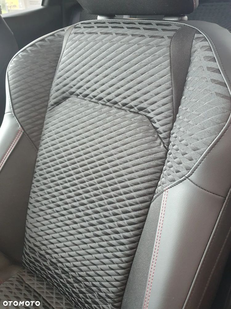 Renault Clio ver-1-2-tce-techno - 15