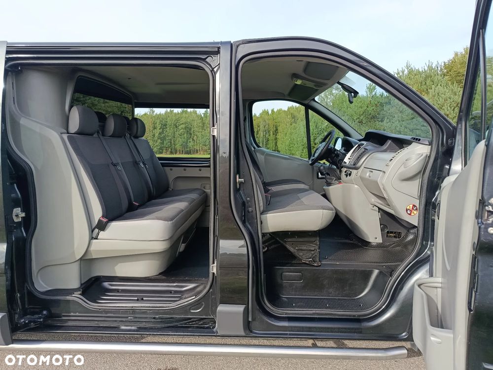 Opel Vivaro - 8