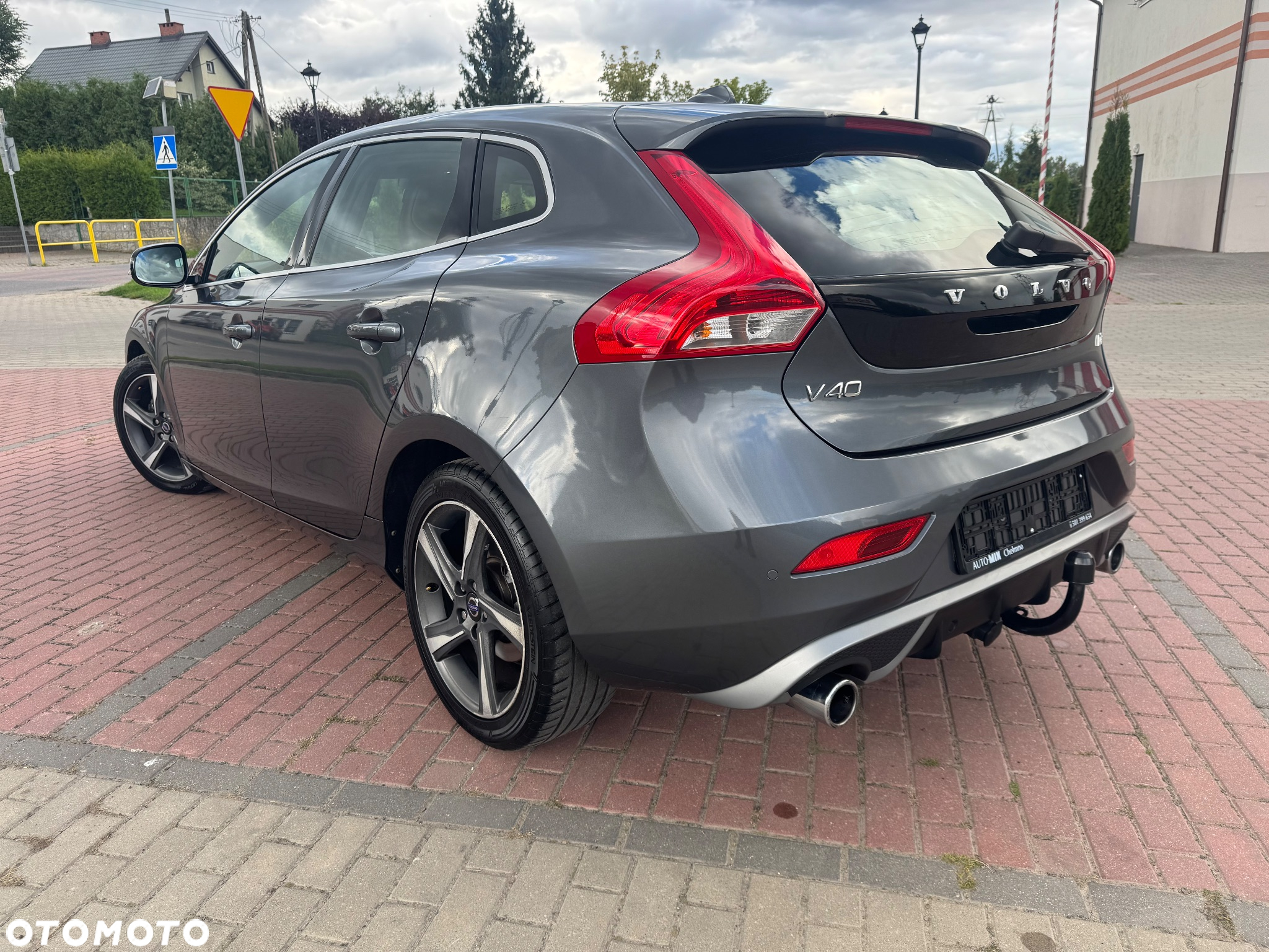 Volvo V40 D2 R-Design - 2