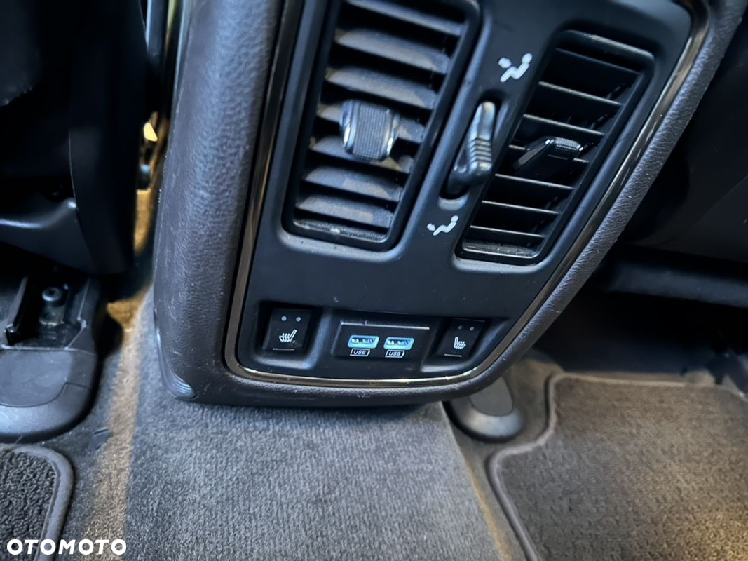 Jeep Grand Cherokee 3.0 CRD Overland Summit - 19