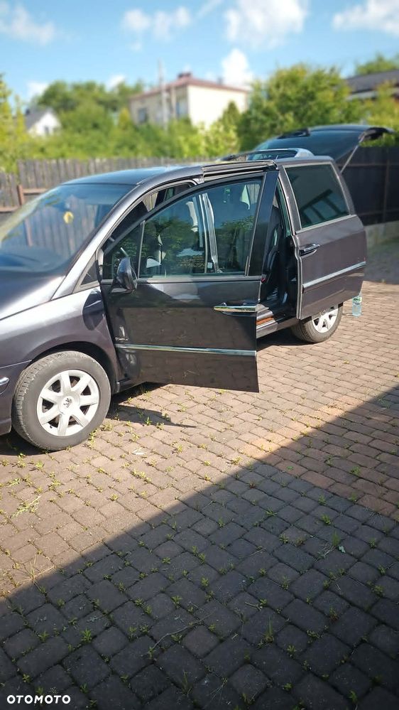 Peugeot 807 - 10