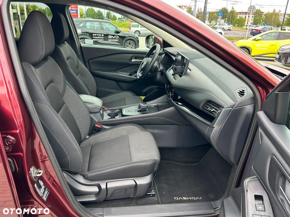 Nissan Qashqai 1.3 DIG-T MHEV N-Connecta Xtronic - 21