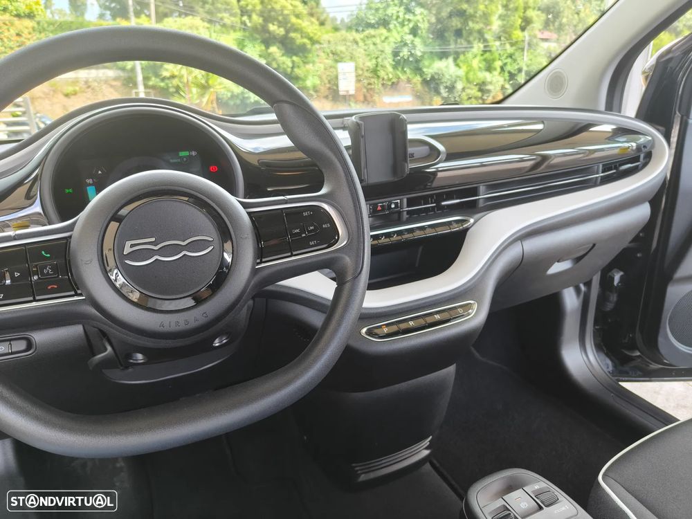 Fiat 500e - 10