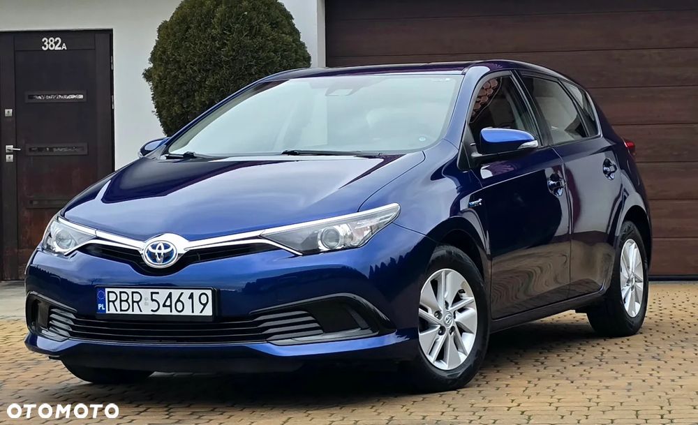 Toyota Auris - 2
