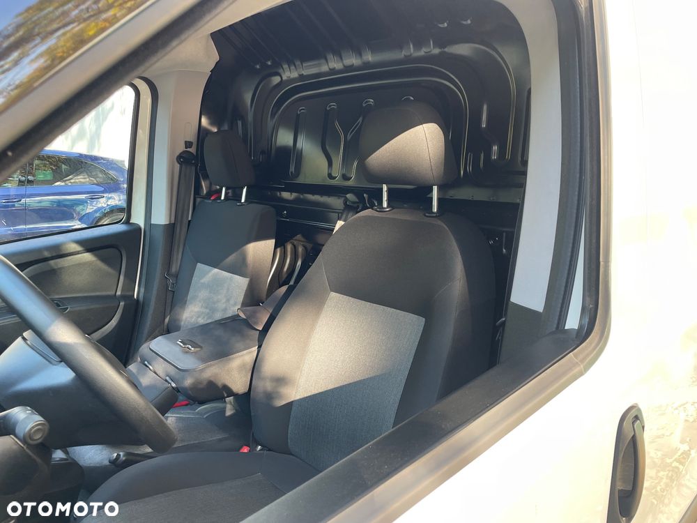 Fiat Doblo - 8