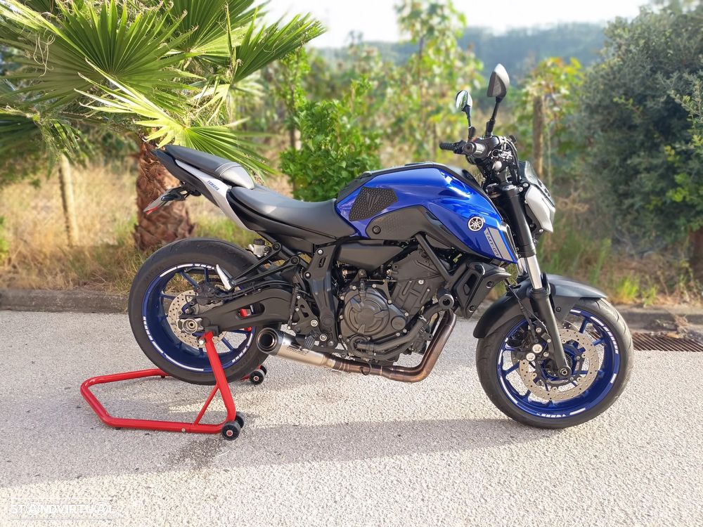 Yamaha MT-07 - 2
