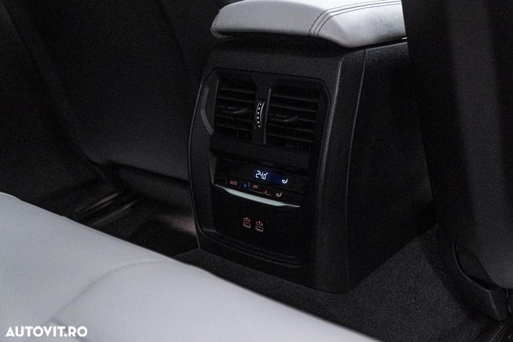 BMW M3 Competition xDrive AT - 19