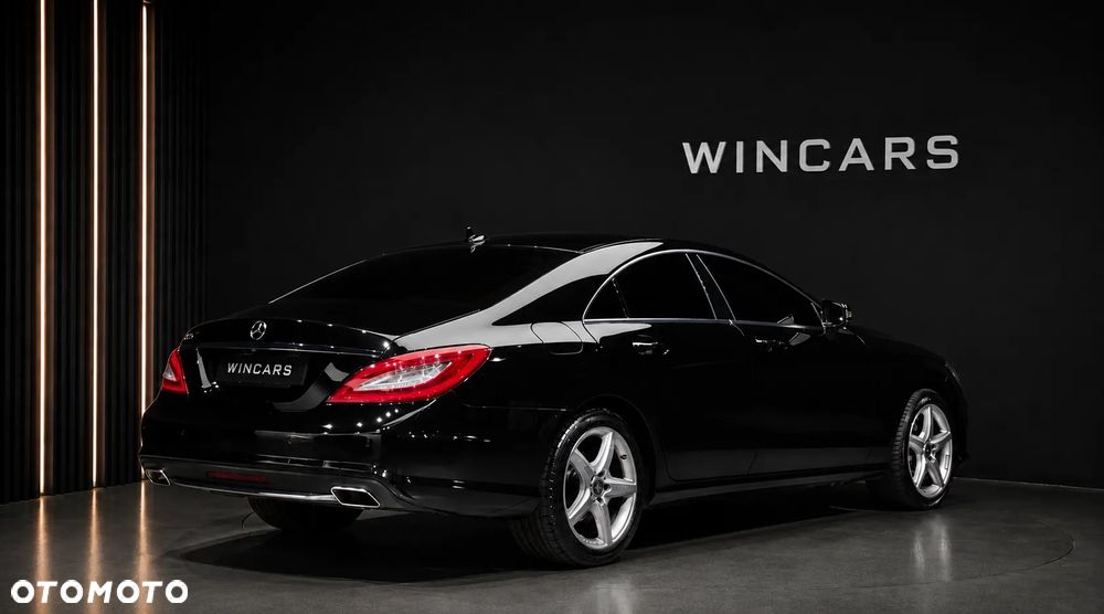 Mercedes-Benz CLS - 6