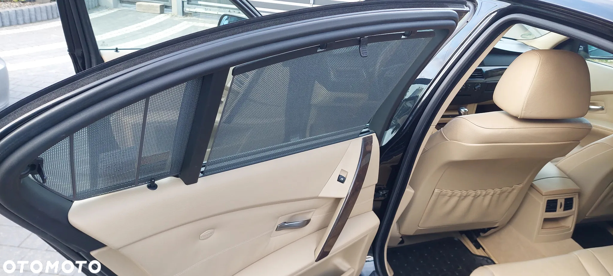 BMW Seria 5 530i - 29