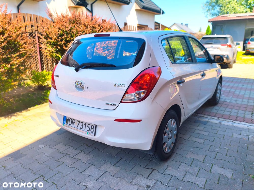 Hyundai i20 1.1 CRDi Classic + - 3