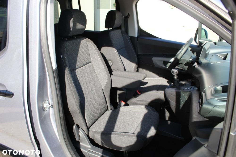 Opel Combo - 32