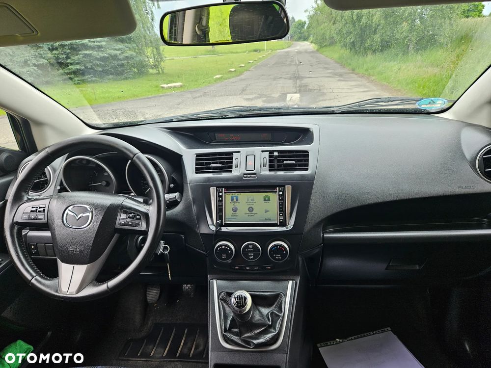 Mazda 5 - 8