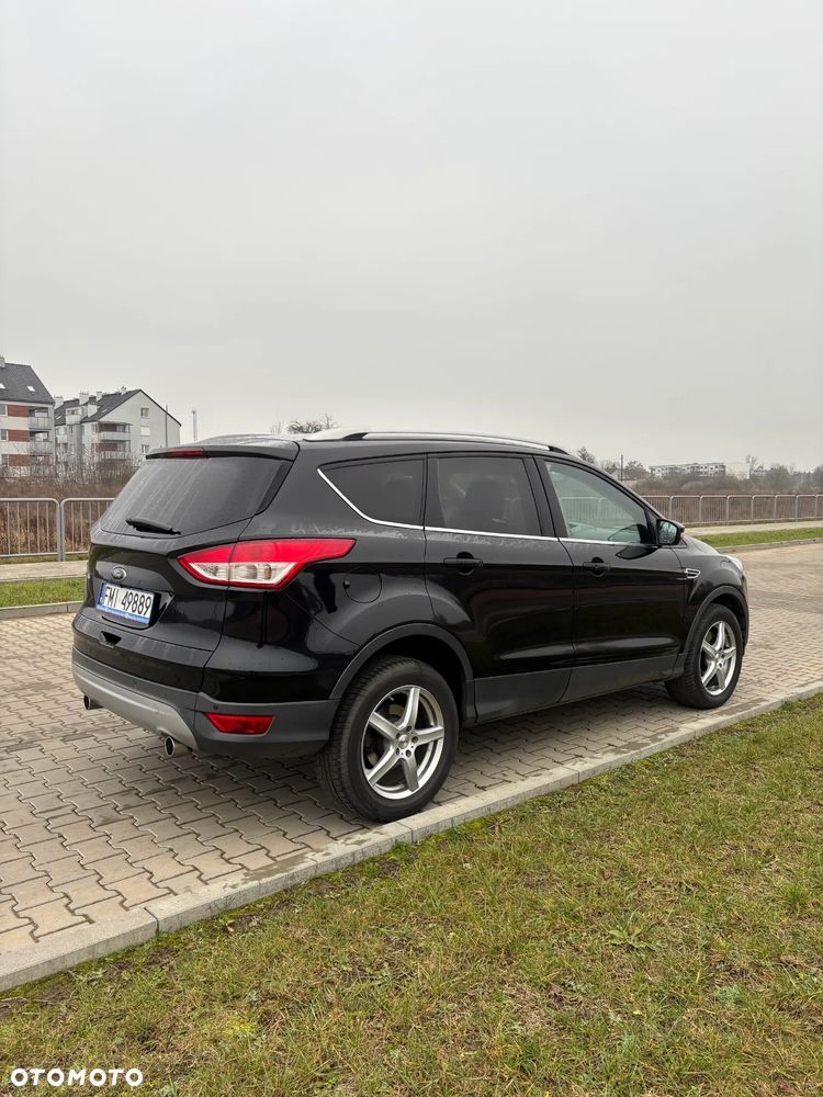 Ford Kuga 2.0 TDCi 4x4 Titanium - 4